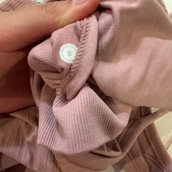 Lululemon Ribbed Tank - Picture 4 of 4